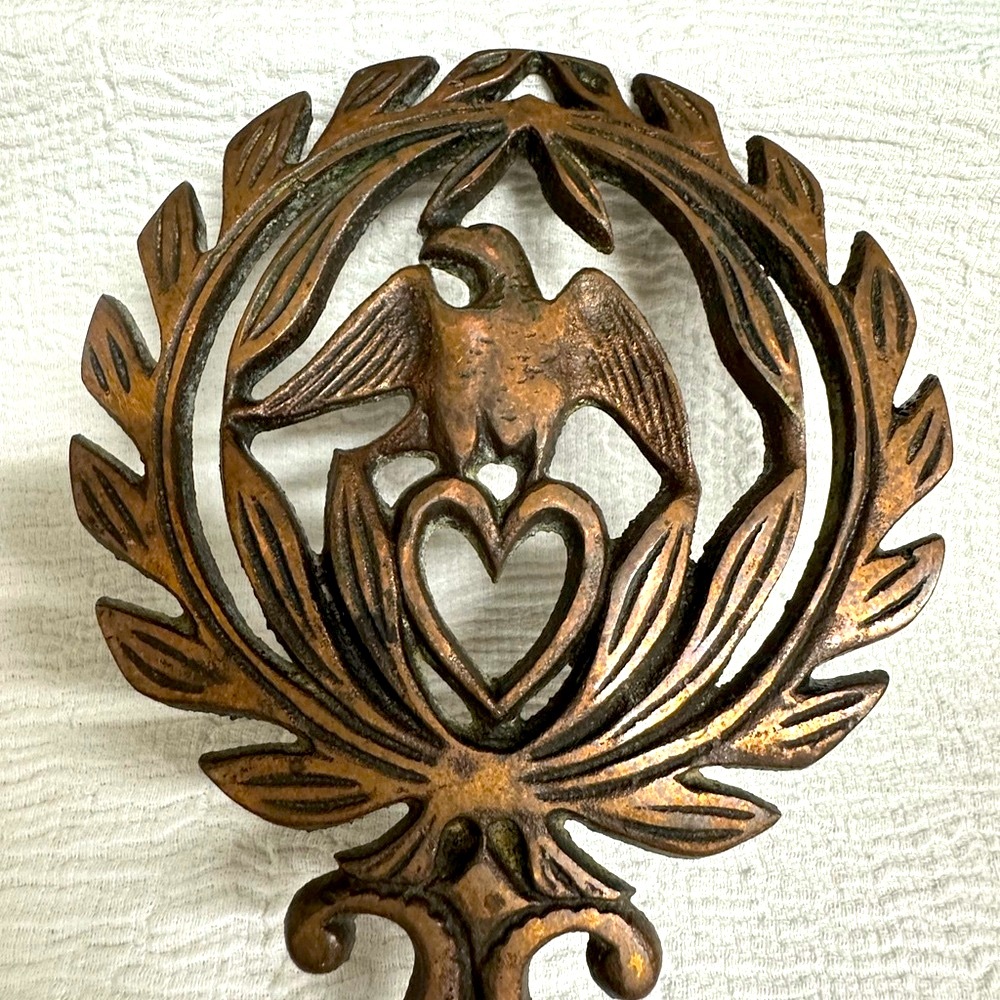 Vintage Bronze Trivet with Eagle Crest Heart Design - Picture 2 of 4